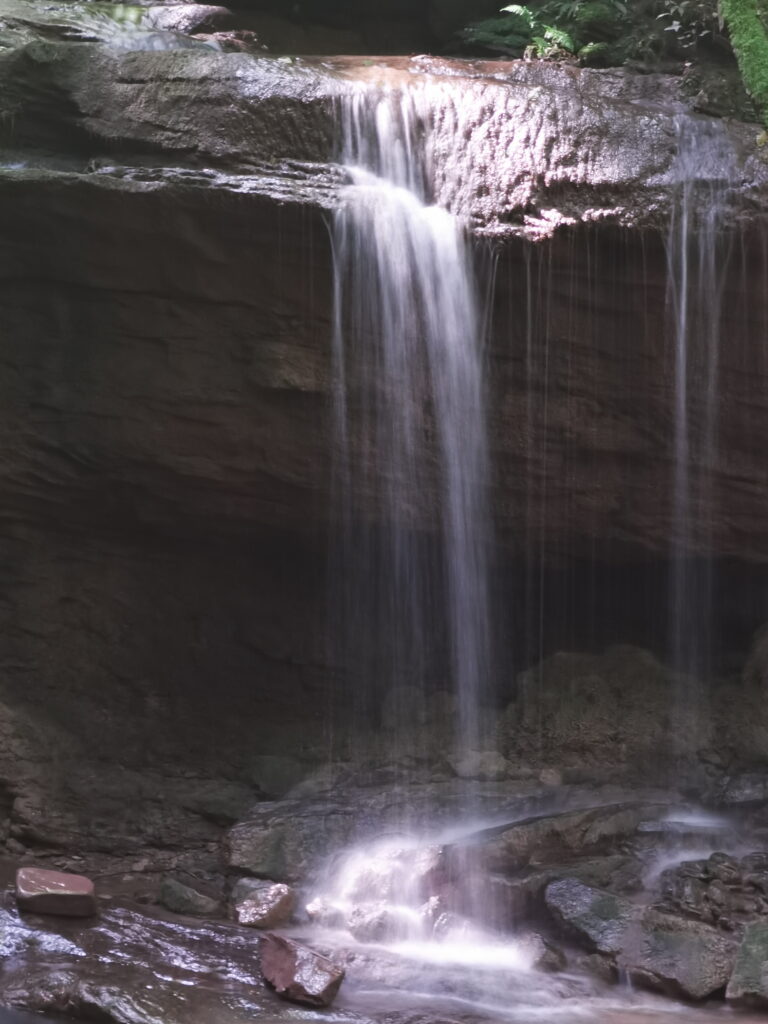 Butzerbacher Wasserfälle im Sommer